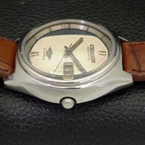 Vintage 1983 Citizen Automatic Mens Silver Watch W/daydate & Black accents - Picture 5 of 9
